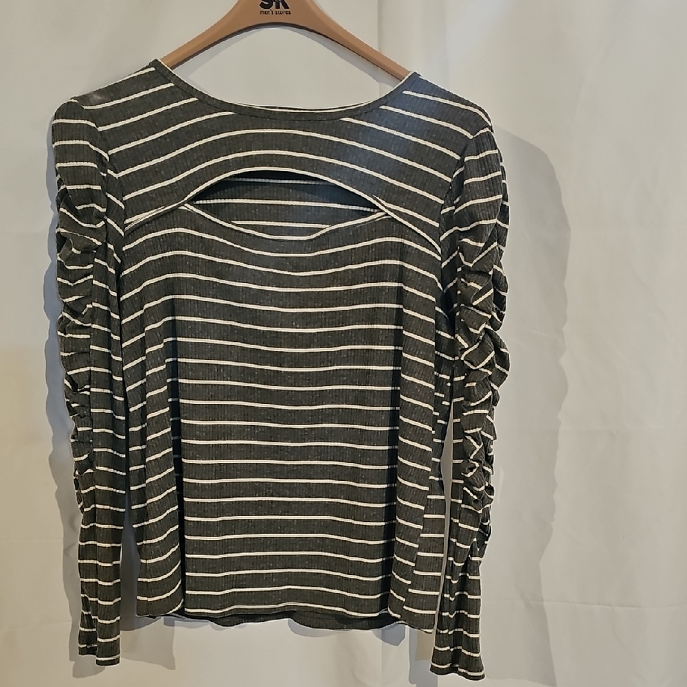Maurices Black and White Ruched Cut Out Blouse
